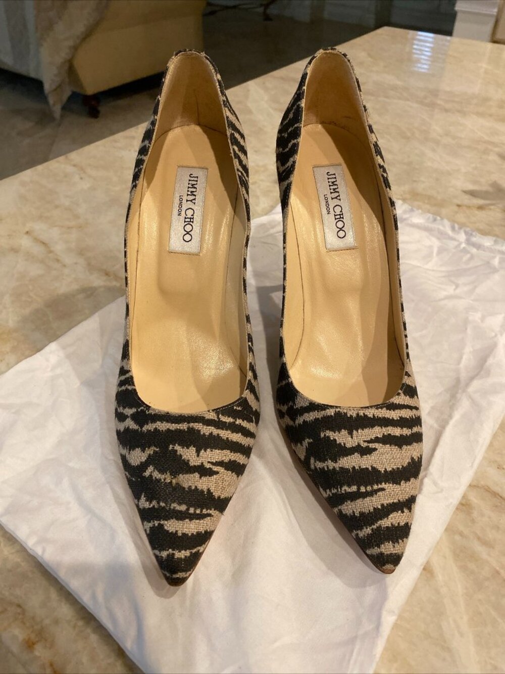 Gorgeous Jimmy Choo Cameroon Zebra print Linen Stilettos Pumps Shoes